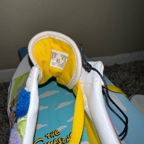 NWT Limited Edition Simpsons “Bouvier Sisters”Vans Old Skool - Picture 6 of 8